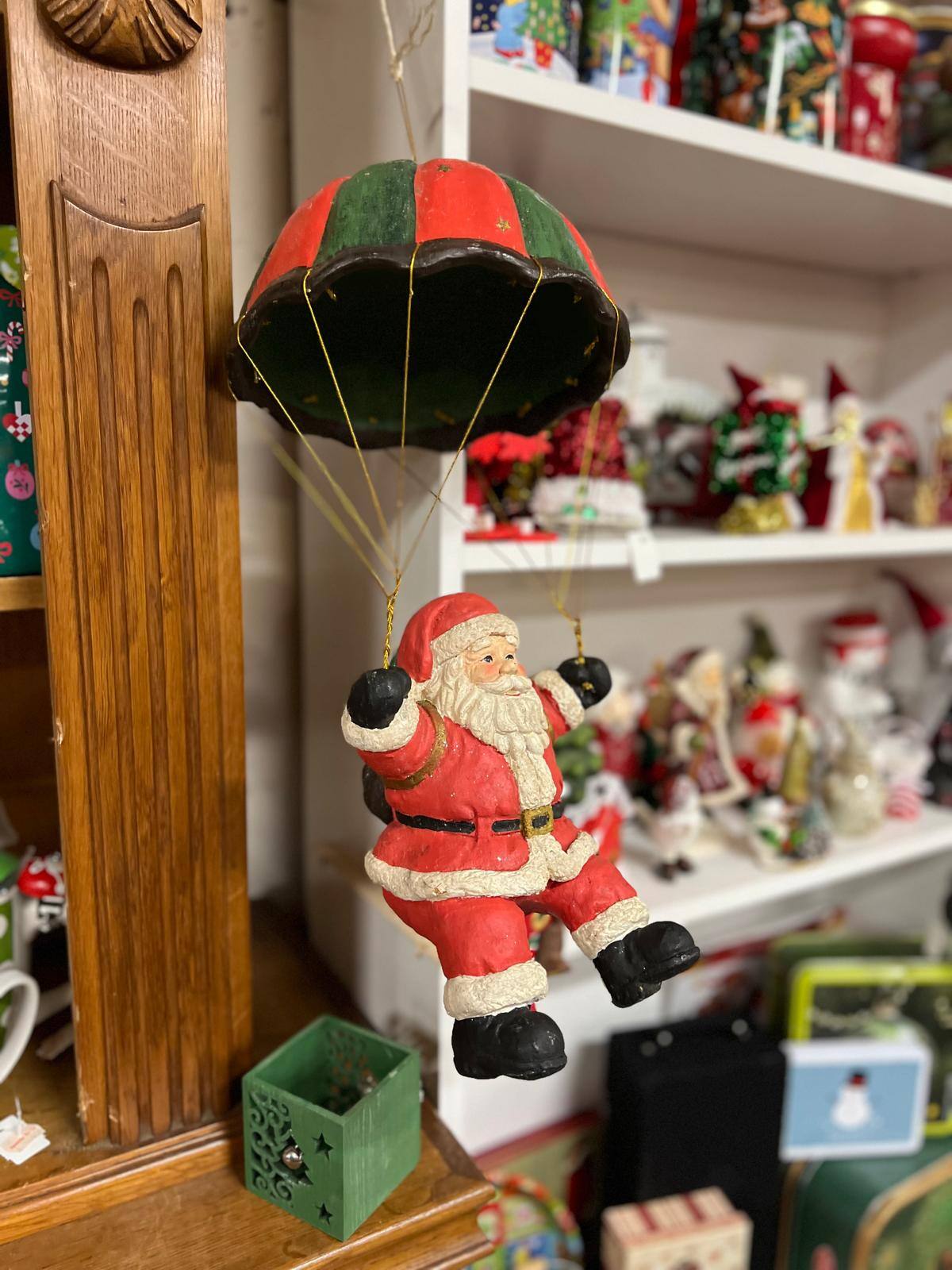 Kerstman parachute